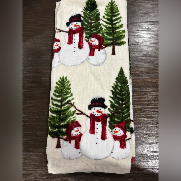 NWT Set of 2 Christmas Snowman Decorative Kitchen Towels from Kohls! - Picture 2 of 4